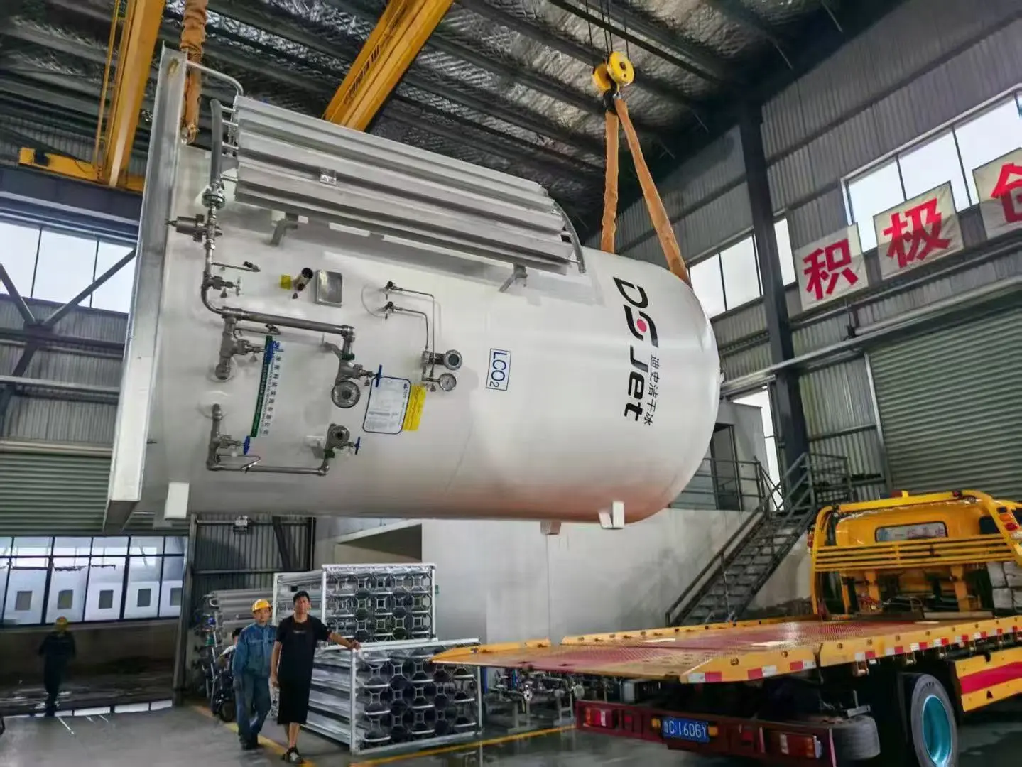 The Hard Core Strength Behind the Boiling Orders! Shennan Cryogenic Storage Tanks Conquer the Market with Quality